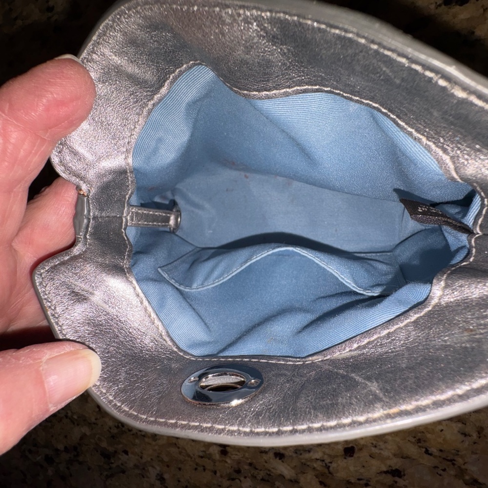 COACH SILVER WRISTLET - Picture 6 of 7